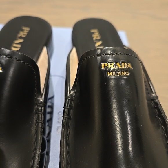 $1,200 Prada Logo Brushed Leather Mules Black EU 40 US 10 BNIB AUTHENTIC - Picture 8 of 11